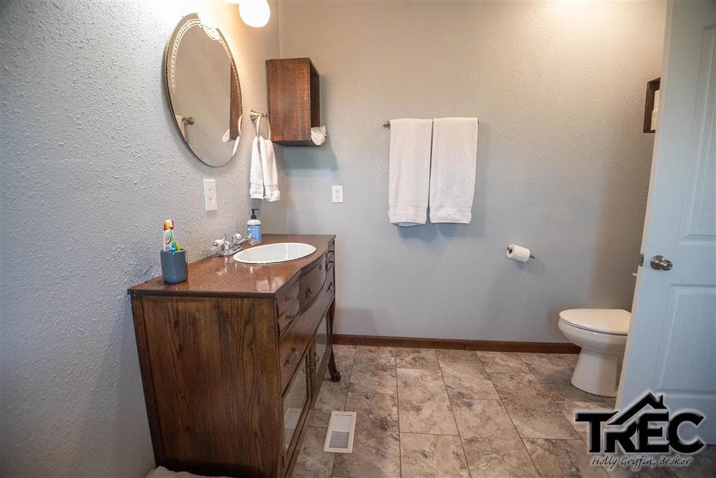 698 Road 8 — photo 17 of 39