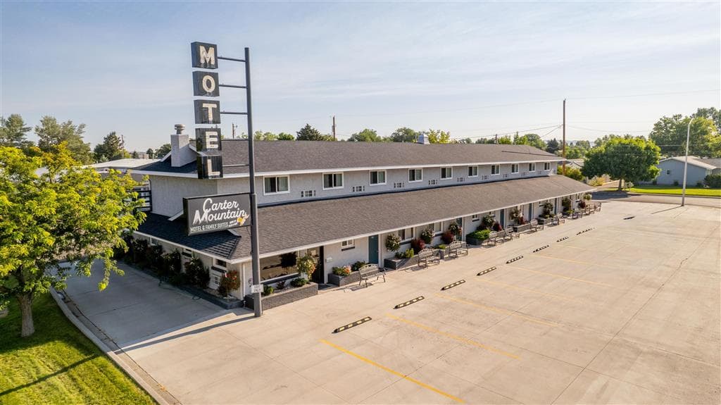 1701 Central Ave photo 1