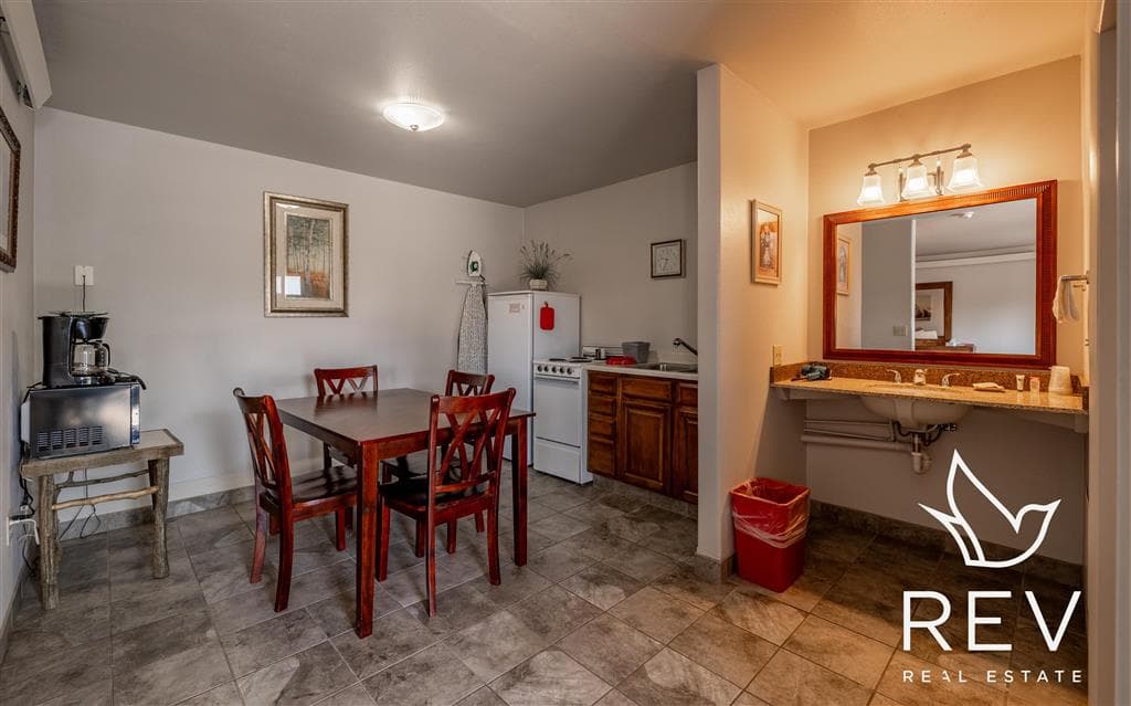 1701 Central Ave — photo 11 of 50