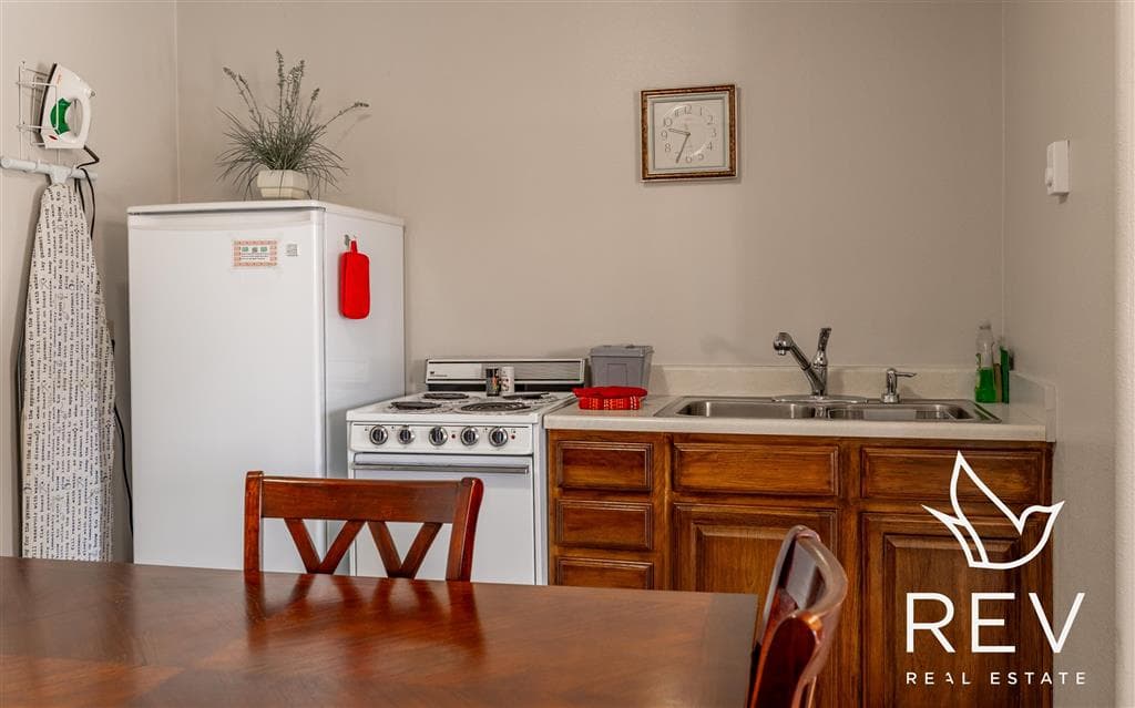 1701 Central Ave — photo 12 of 50