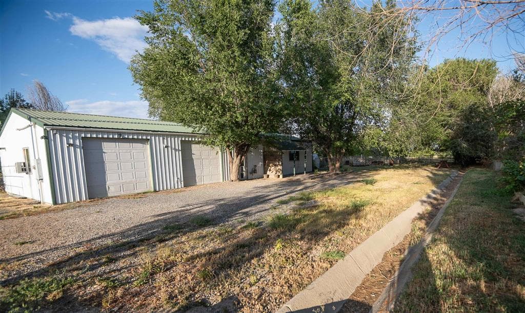 1285 Road 9 — photo 2 of 17