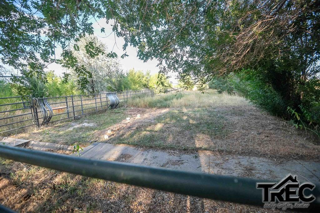 1285 Road 9 — photo 13 of 17