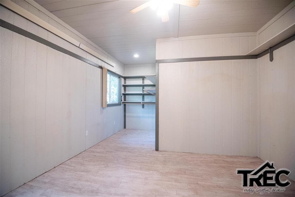 1285 Road 9 — photo 7 of 17