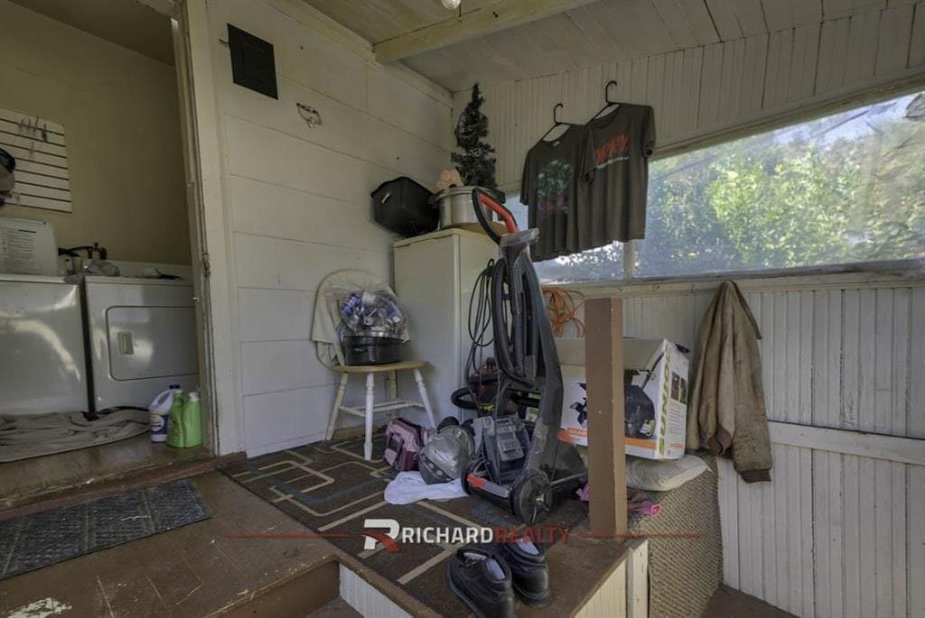 508 6th Ave N — photo 11 of 25