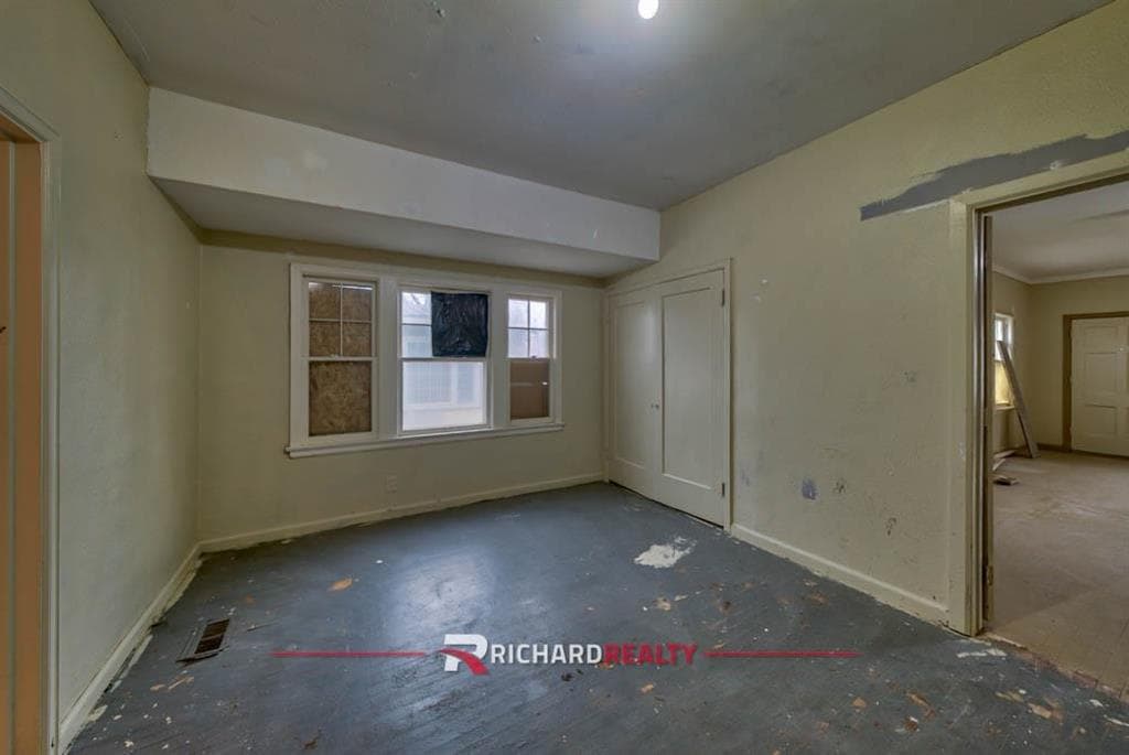 508 6th Ave N — photo 21 of 25