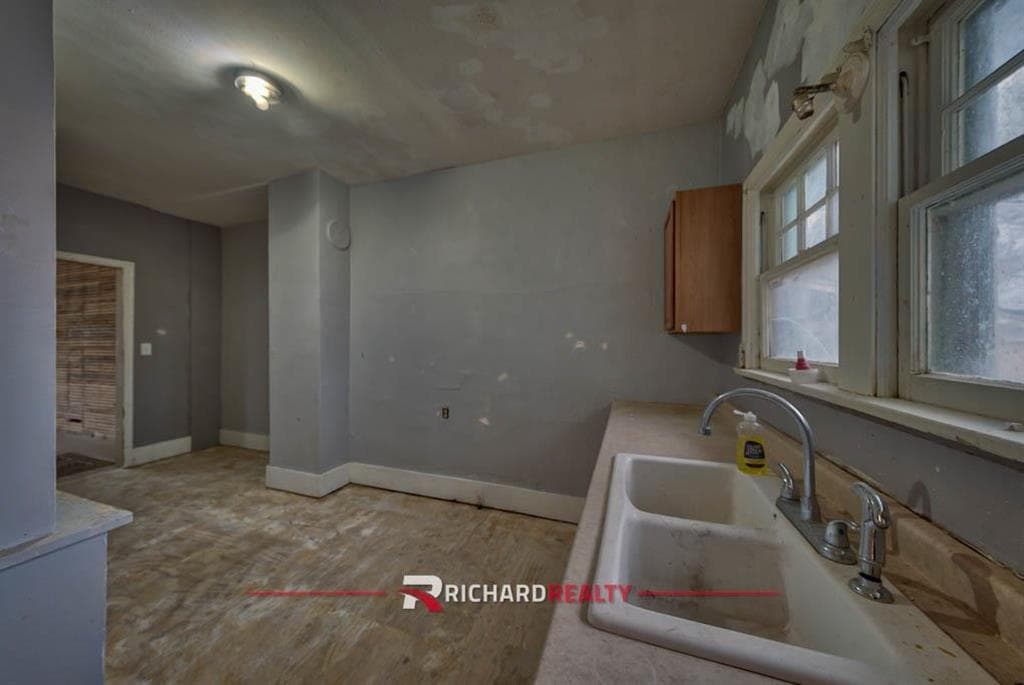 508 6th Ave N — photo 24 of 25