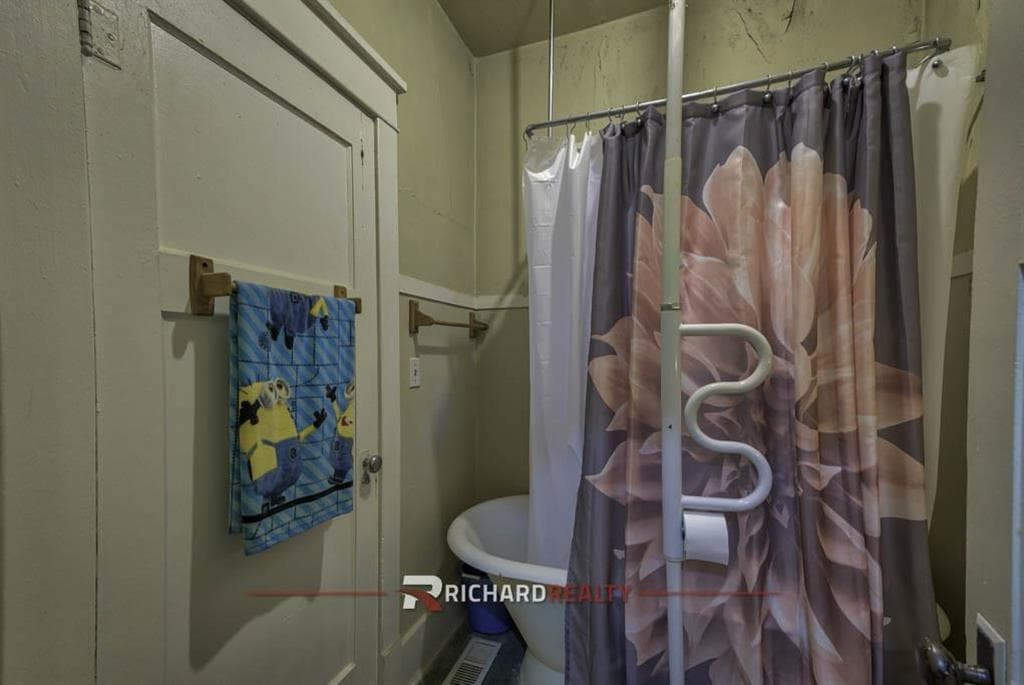 508 6th Ave N — photo 9 of 25