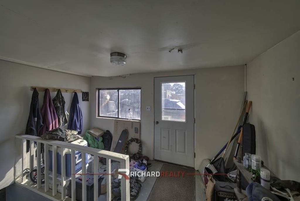 617 5th Ave N — photo 21 of 33