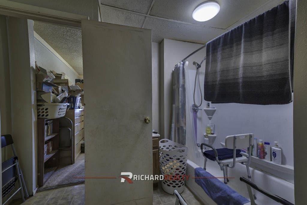 617 5th Ave N — photo 7 of 33