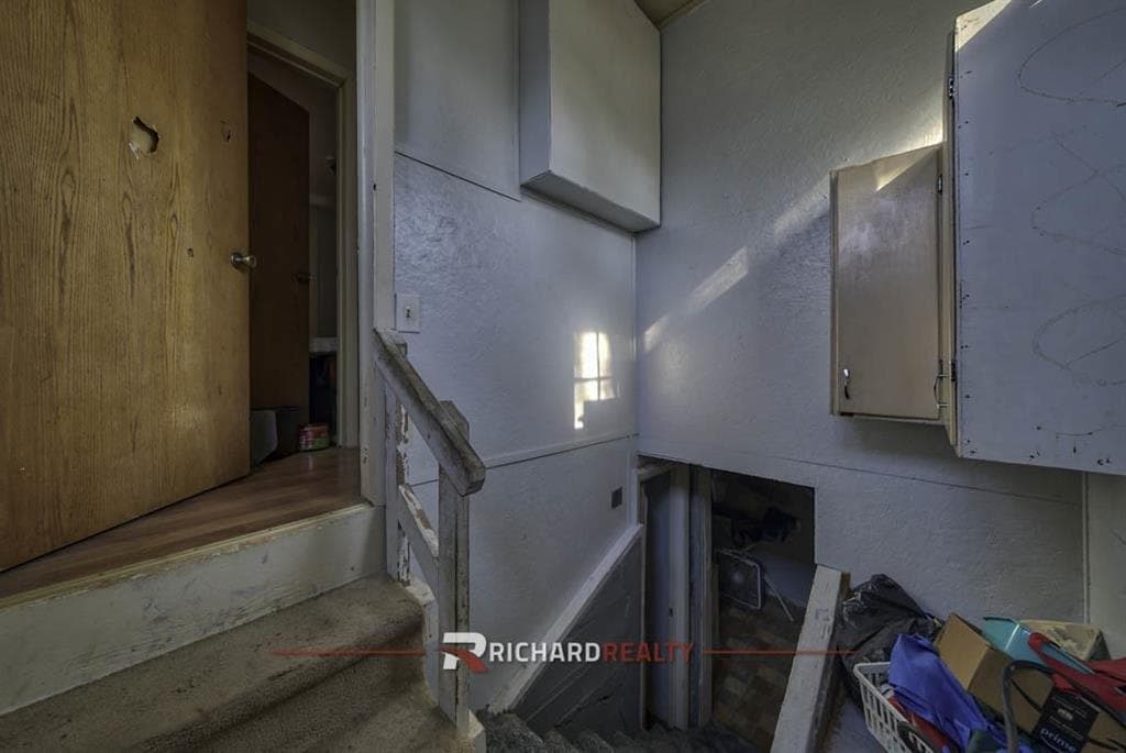 617 5th Ave N — photo 9 of 33