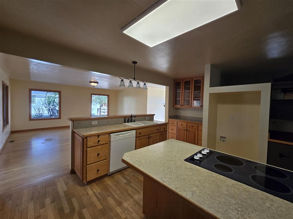 531 Lane 1/2 — photo 12 of 97