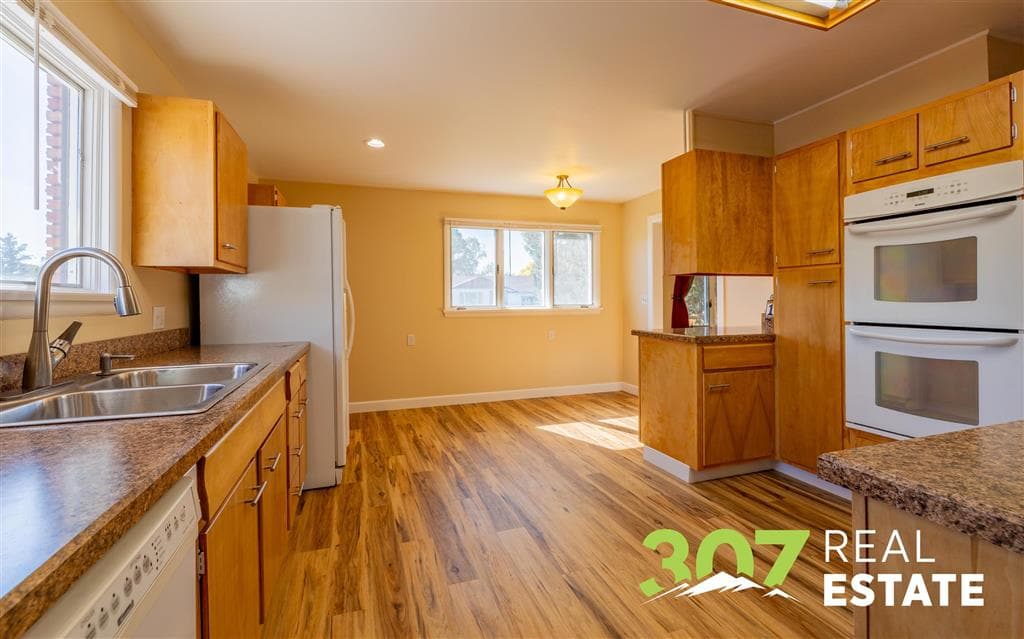 1632 20th St — photo 9 of 62