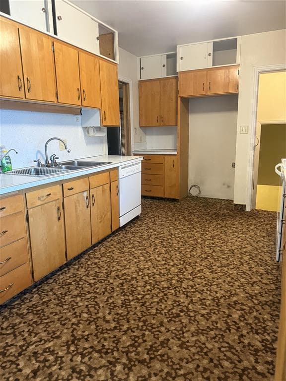 307 E 3rd St — photo 30 of 37