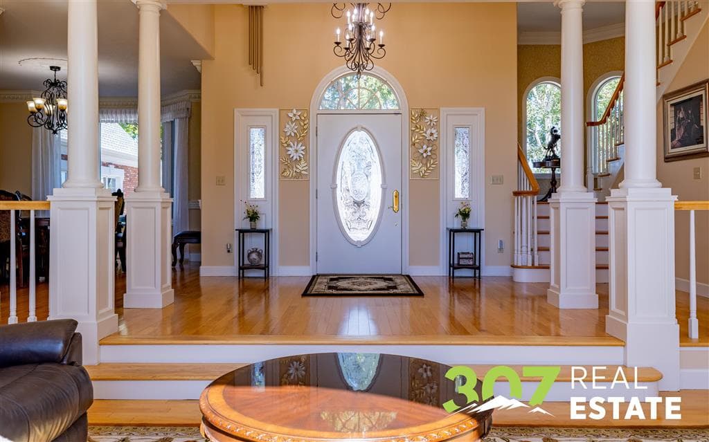 1010 Lane 11 — photo 2 of 117