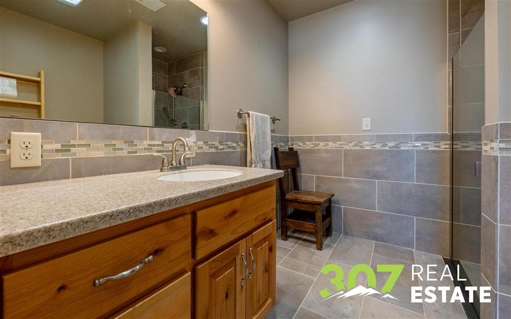 1010 Lane 11 — photo 102 of 117