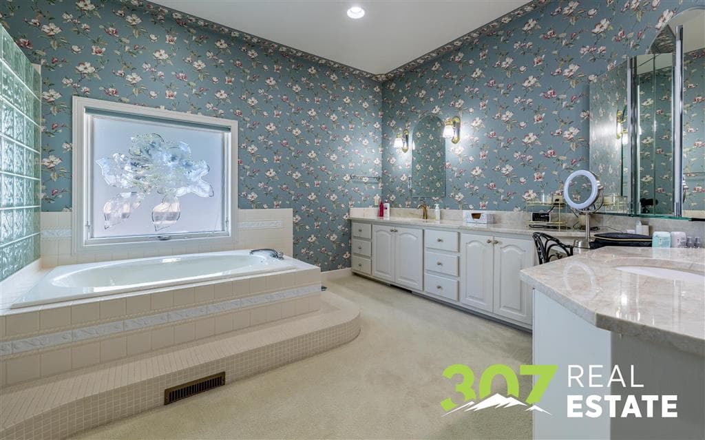 1010 Lane 11 — photo 20 of 117