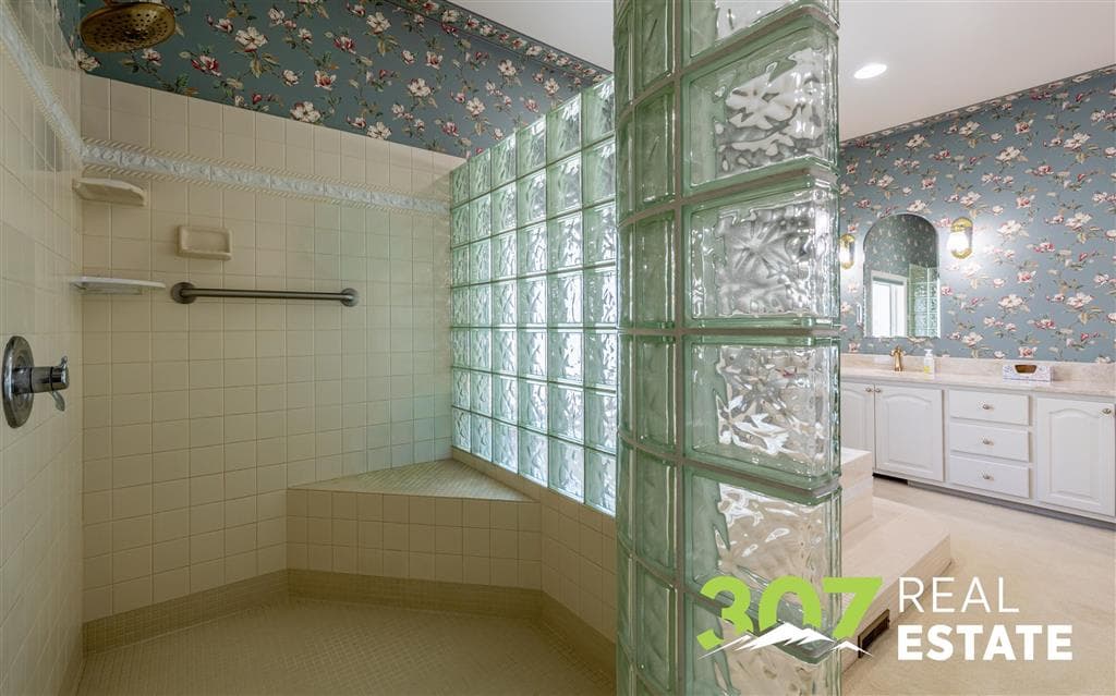 1010 Lane 11 — photo 21 of 117