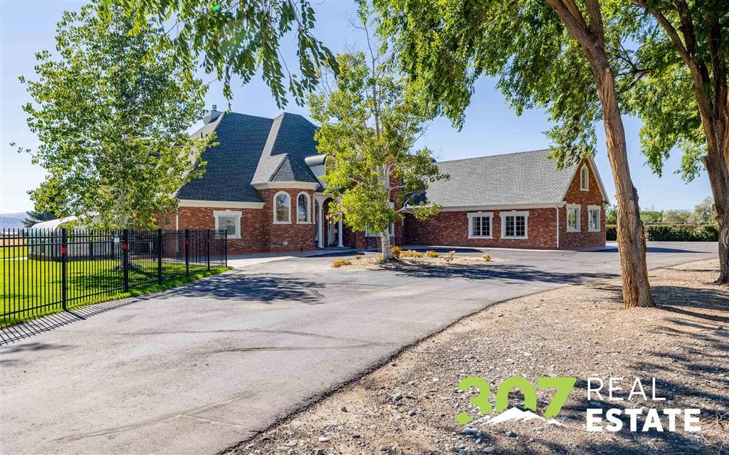 1010 Lane 11 — photo 82 of 117