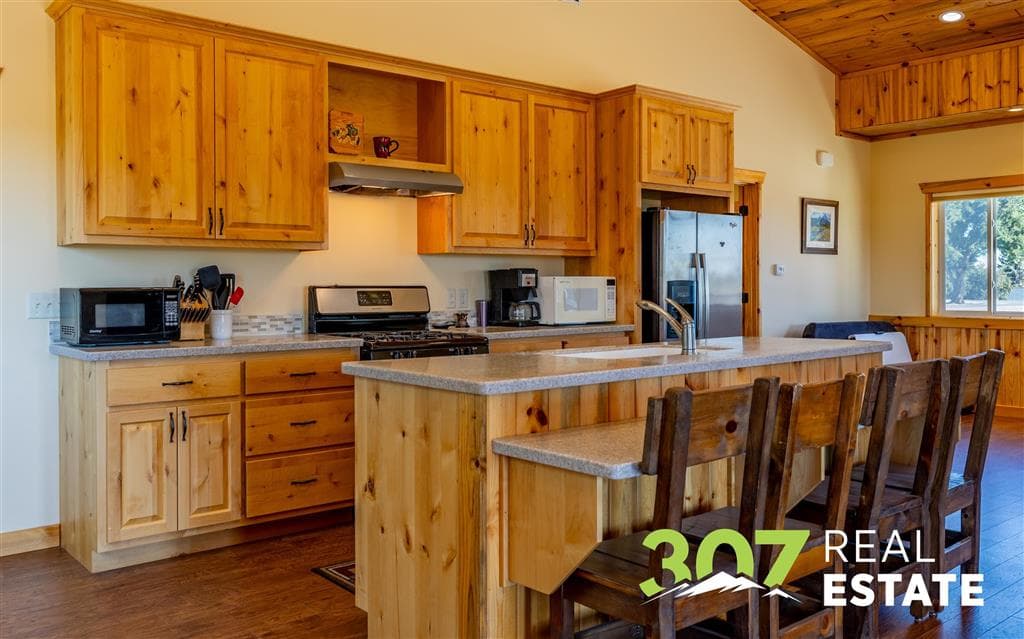 1010 Lane 11 — photo 91 of 117