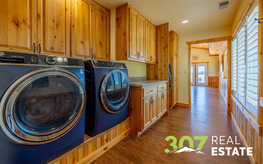 1010 Lane 11 — photo 98 of 117