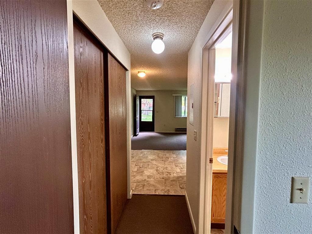 902 S 5th St — photo 14 of 35