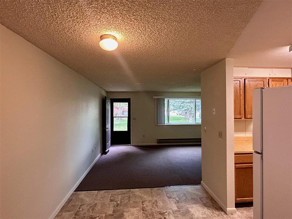 902 S 5th St — photo 8 of 35