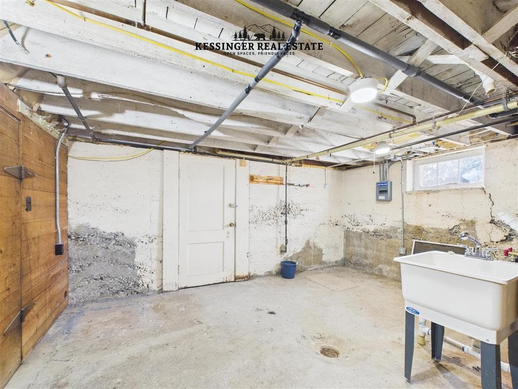 1014 Lane 12 — photo 30 of 51