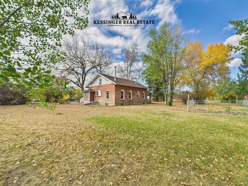 1014 Lane 12 — photo 39 of 51