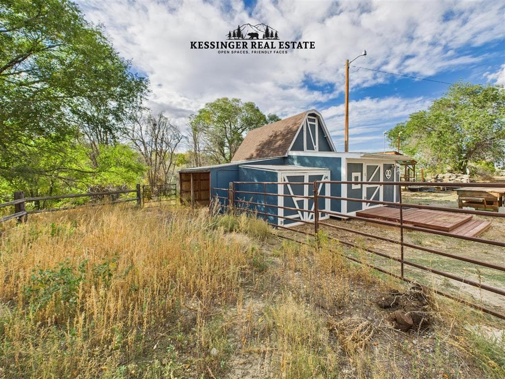 1014 Lane 12 — photo 41 of 51