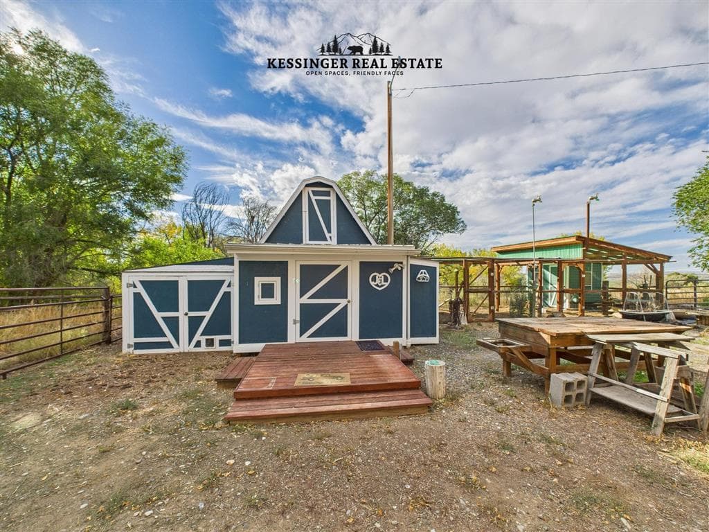 1014 Lane 12 — photo 43 of 51