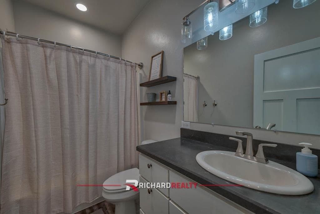 119 Blue Spruce Dr — photo 16 of 34