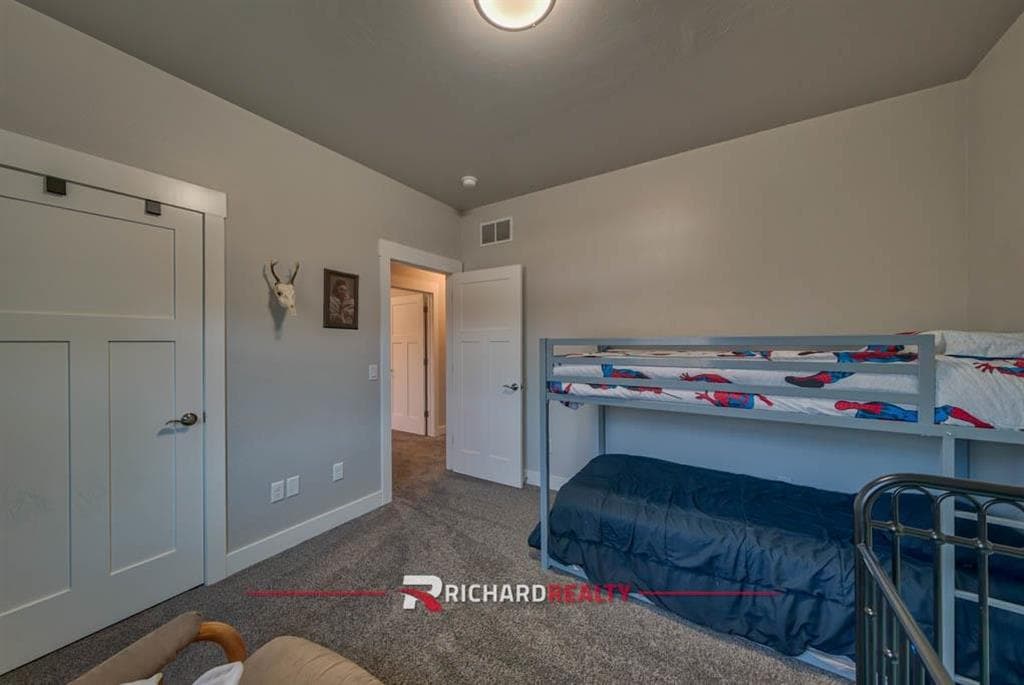 119 Blue Spruce Dr — photo 18 of 34