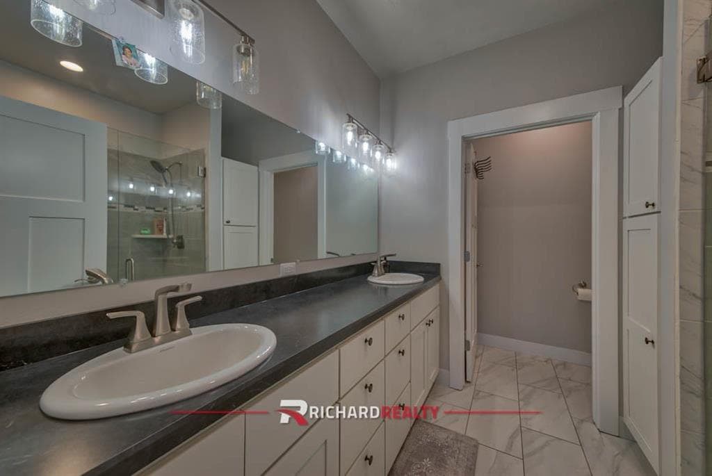 119 Blue Spruce Dr — photo 23 of 34