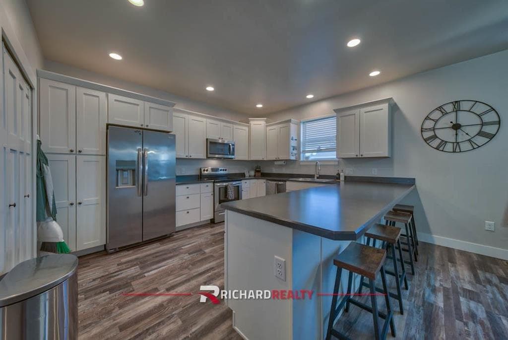 119 Blue Spruce Dr — photo 9 of 34