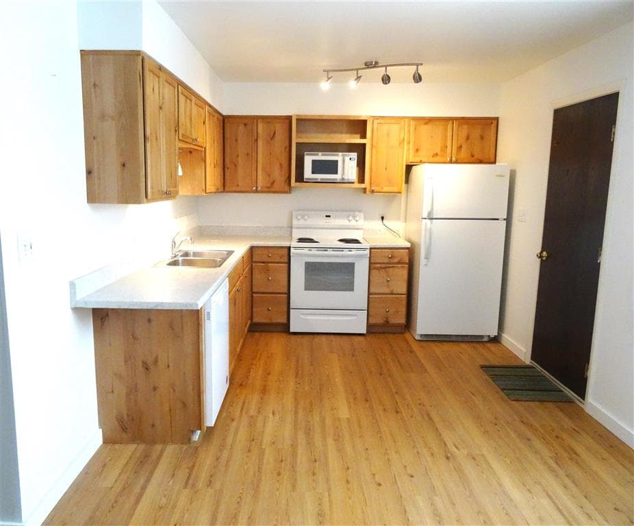 1809 Mountain View Dr — photo 6 of 33