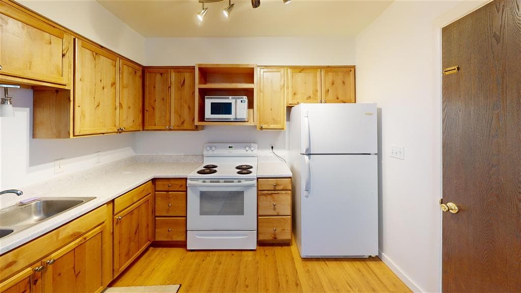 1809 Mountain View Dr — photo 7 of 33