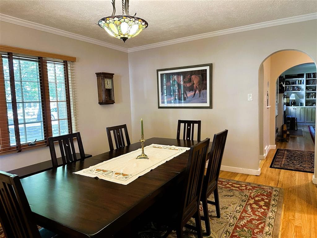 1300 Coburn Ave — photo 15 of 37