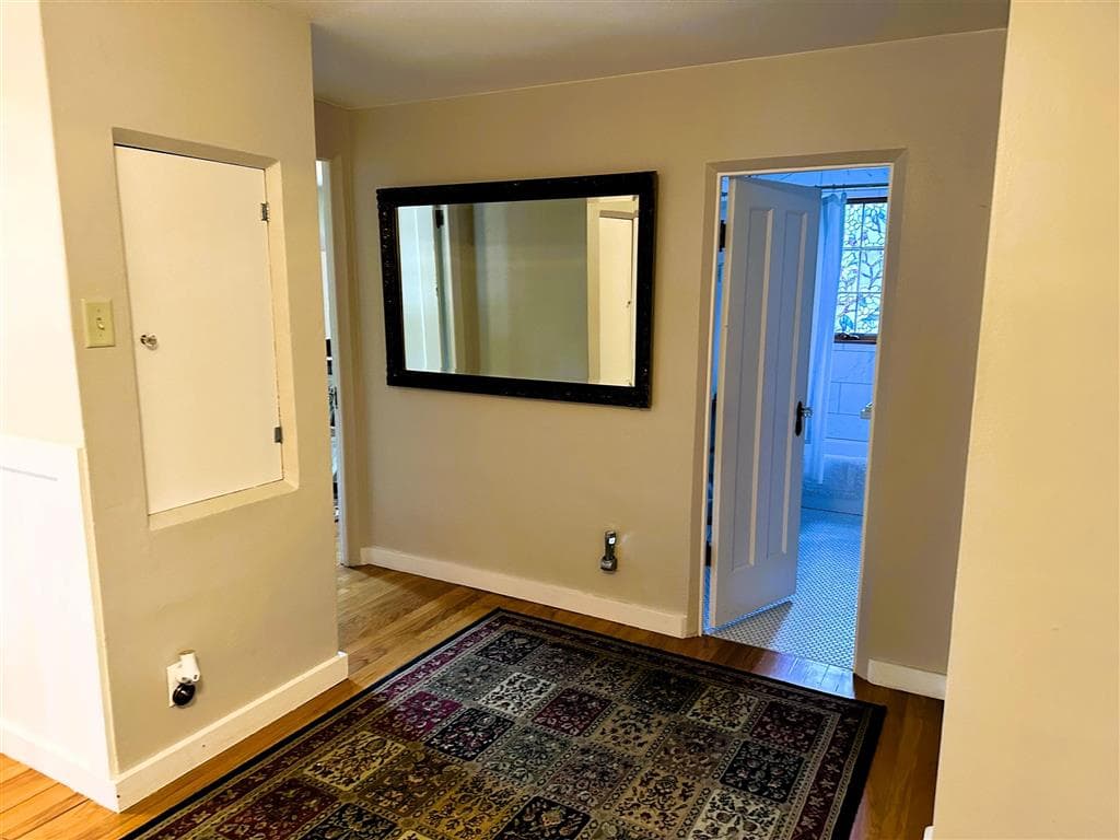 1300 Coburn Ave — photo 27 of 37