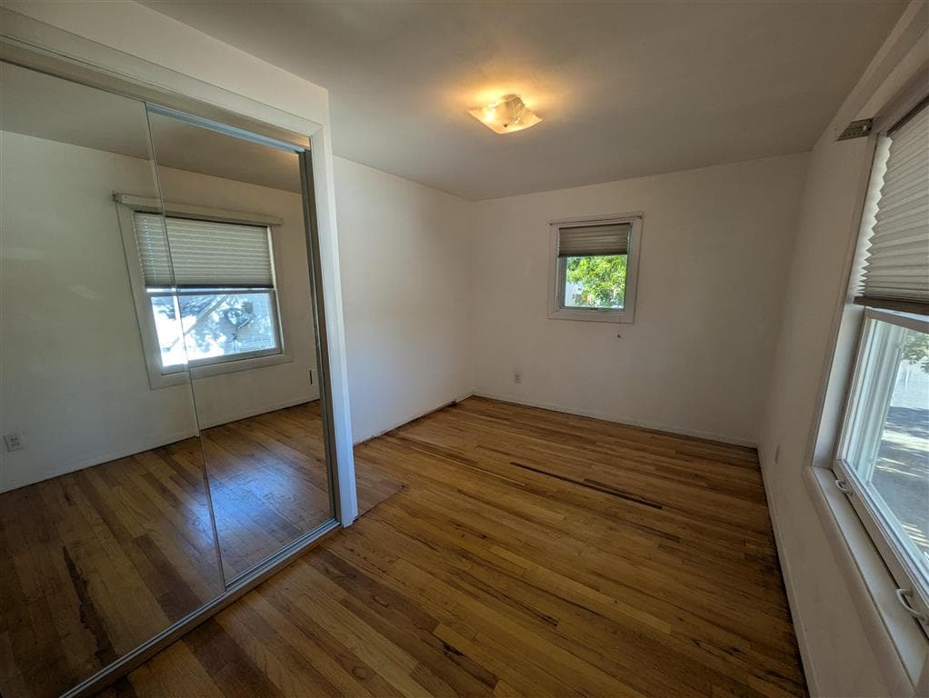 665 N Day St — photo 15 of 27