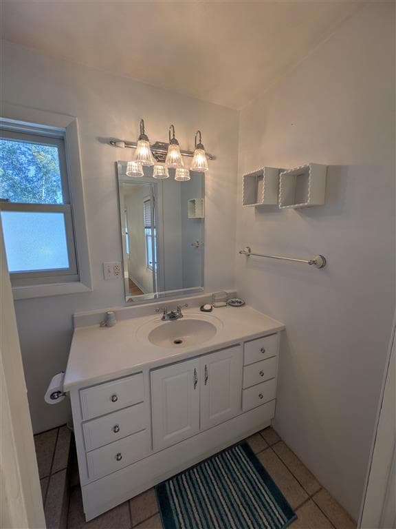 665 N Day St — photo 17 of 27