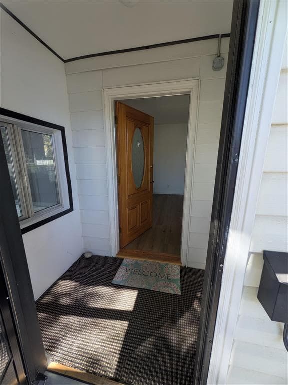 665 N Day St — photo 5 of 27