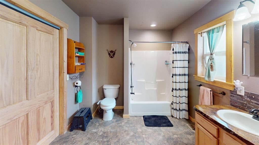 445 N Absaroka St — photo 29 of 42