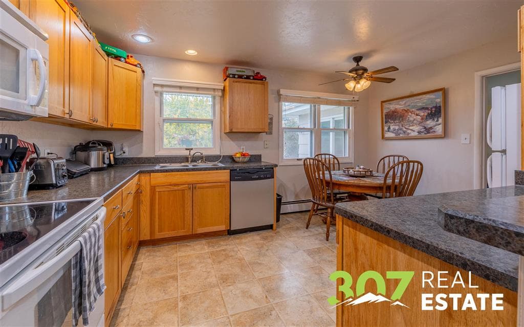 2026 Shoshoni Trail N — photo 8 of 39