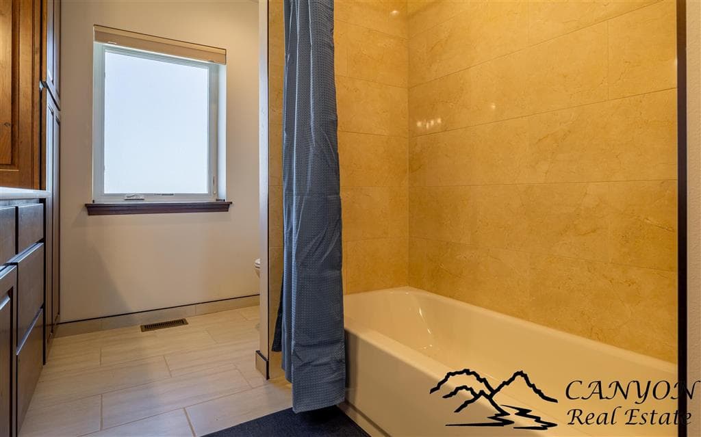 1679 Lane 14 — photo 35 of 66