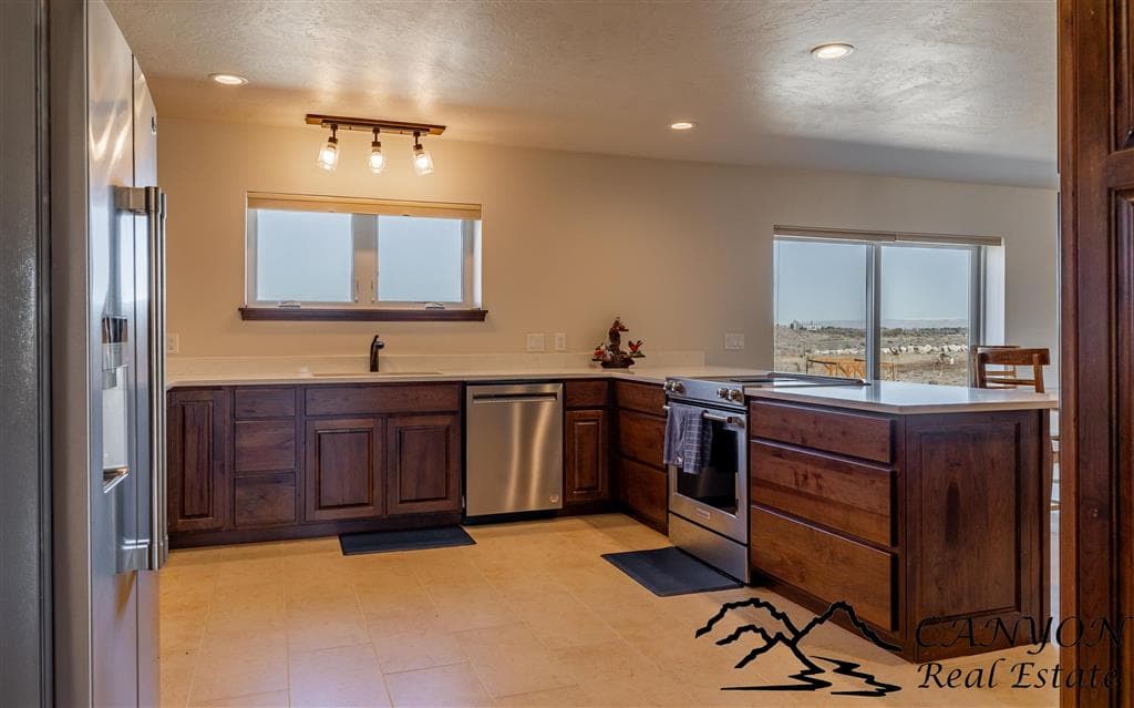 1679 Lane 14 — photo 6 of 66