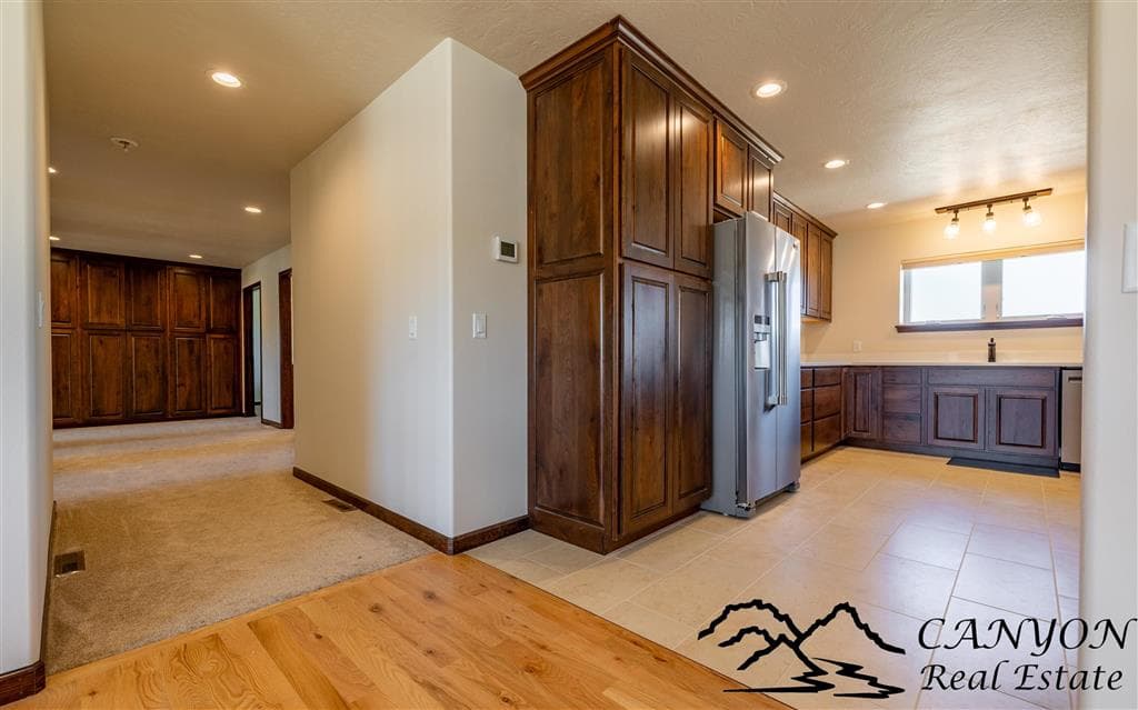 1679 Lane 14 — photo 7 of 66