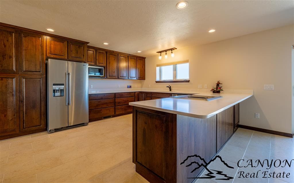 1679 Lane 14 — photo 8 of 66