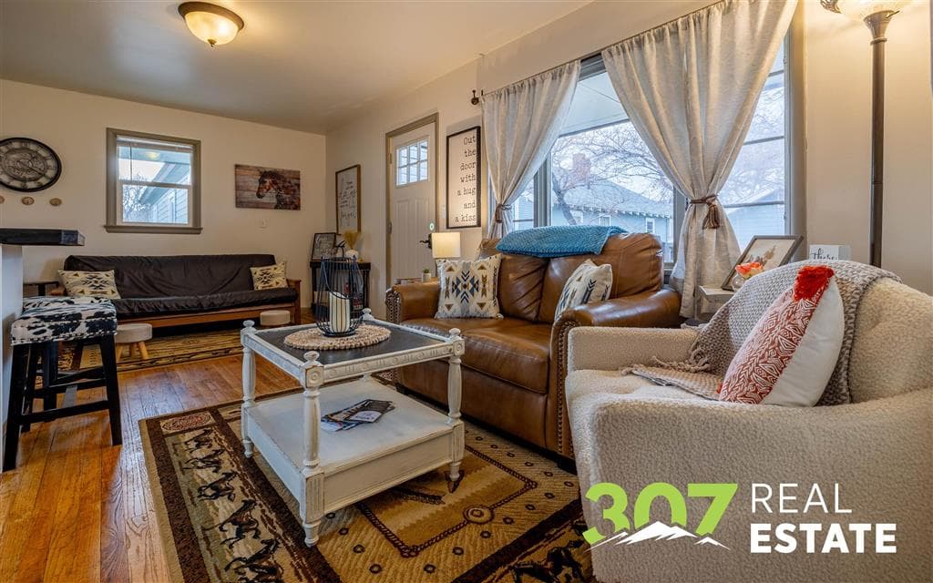 1007 Alger Ave — photo 22 of 49