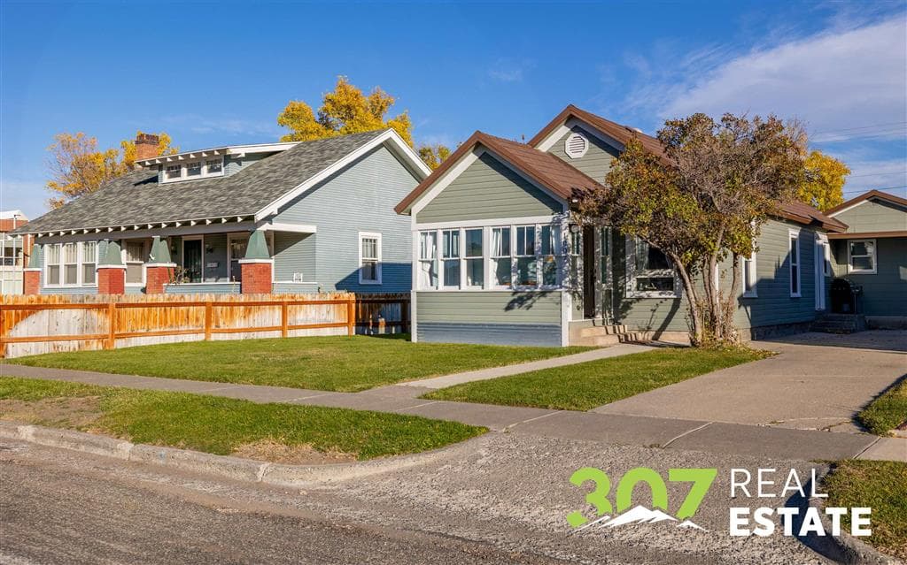 1007 Alger Ave — photo 46 of 49