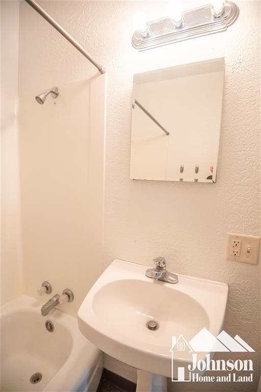 235 N Cheyenne St — photo 18 of 24